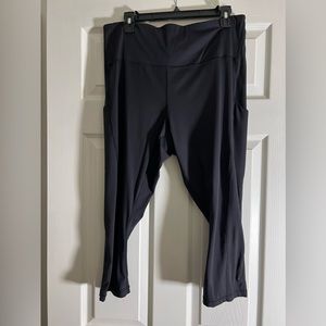 Athleta Ultimate Stash Pocket Capri 2x